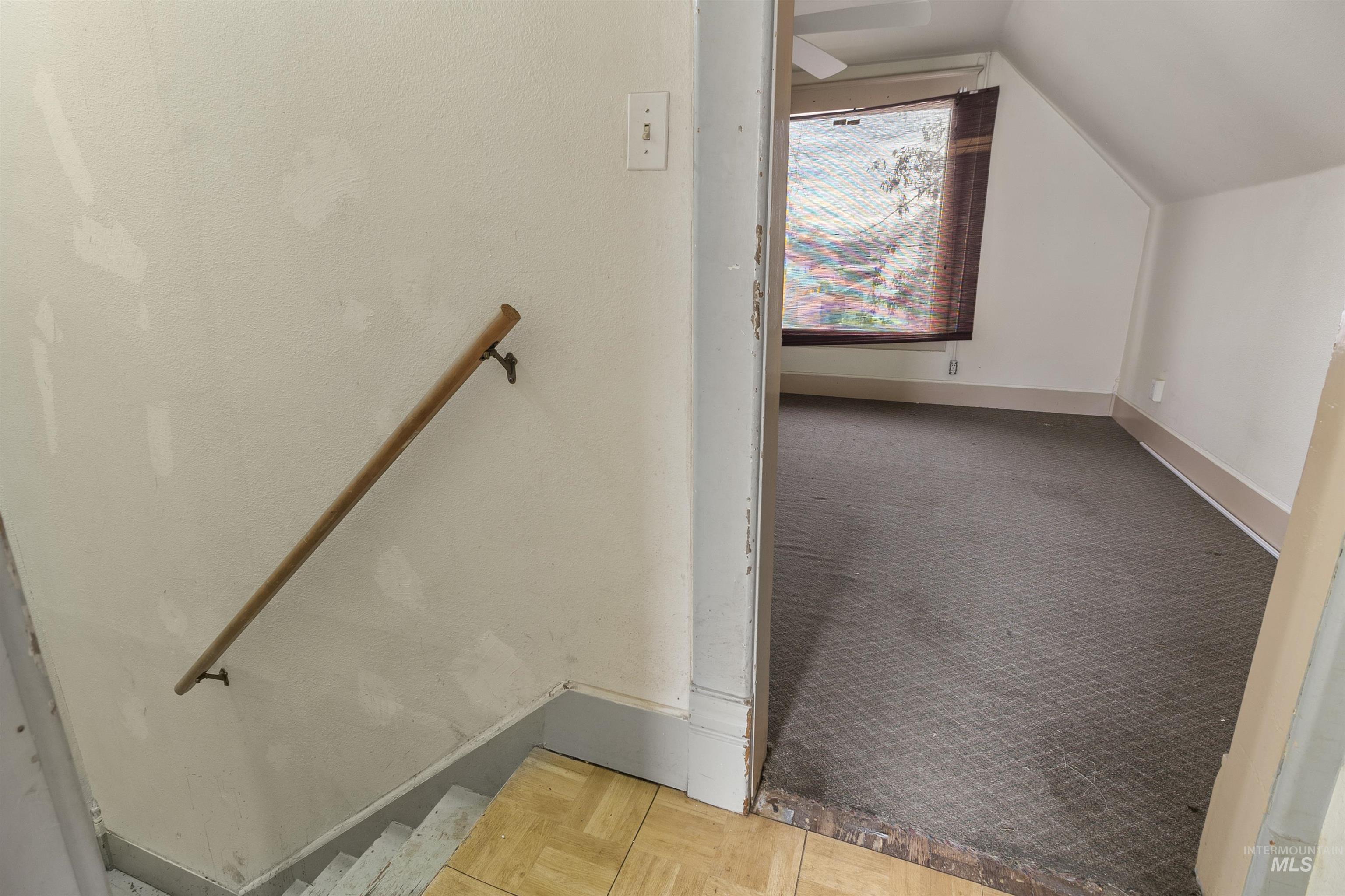 721 9th Street Clarkston, WA 99403 - Photo 33 of 39 Stairway featuring baseboards