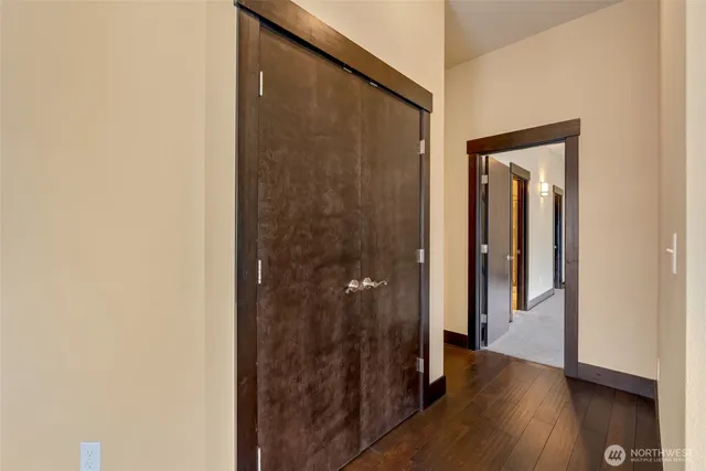 $710,000 | 4020 Northeast 3rd Place, Renton, WA 98056