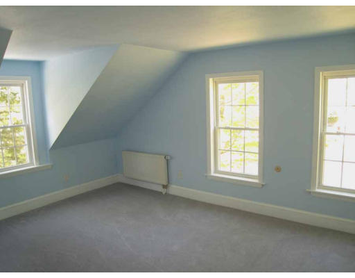 12 Mountain Road Deerfield, MA 01373 - Photo 18 of 22 Gallery Image 18