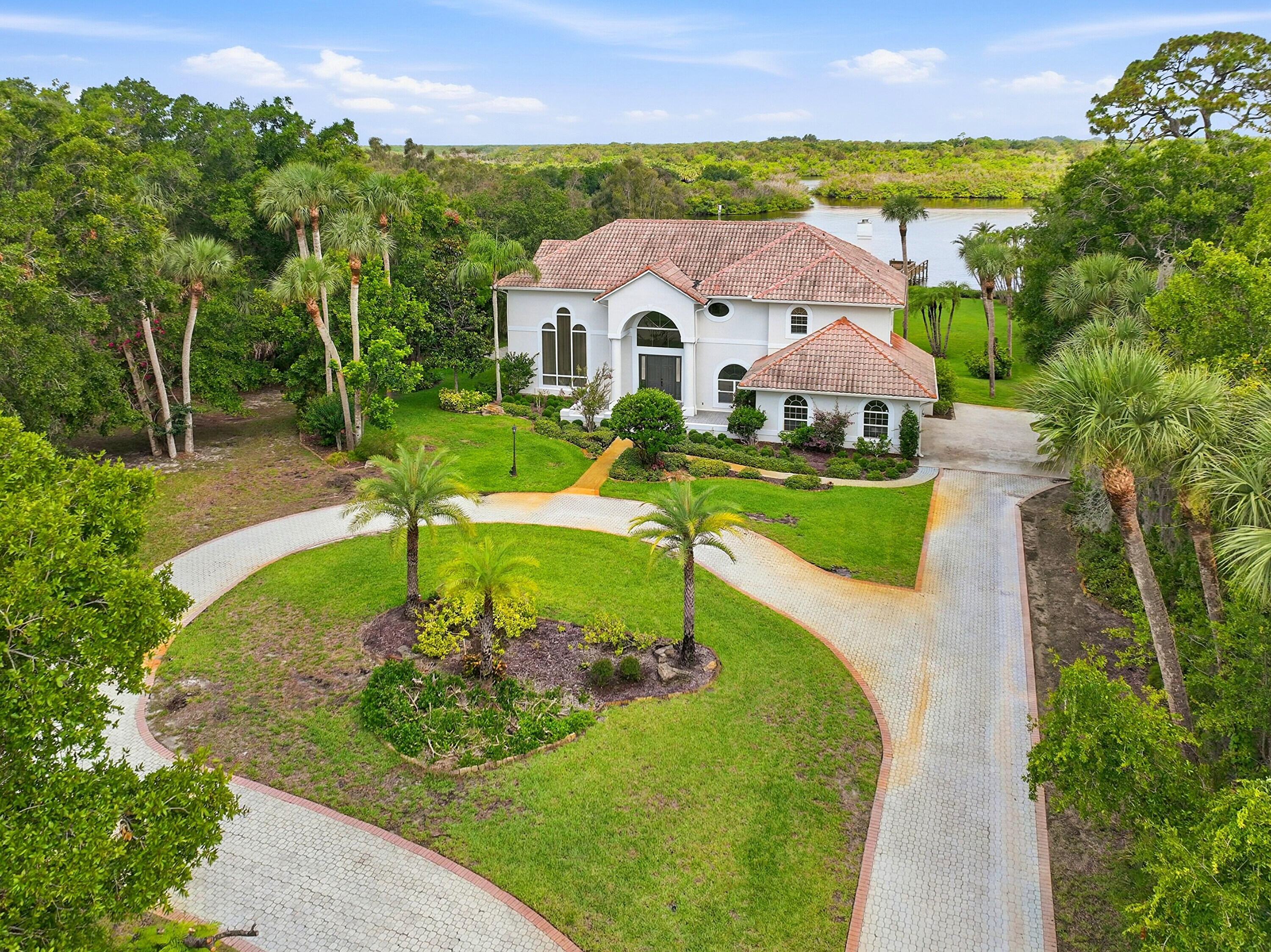 12765 Roseland Road Sebastian, FL 32958 - Photo 5 of 93 058_dji_0104_5_6_7_8