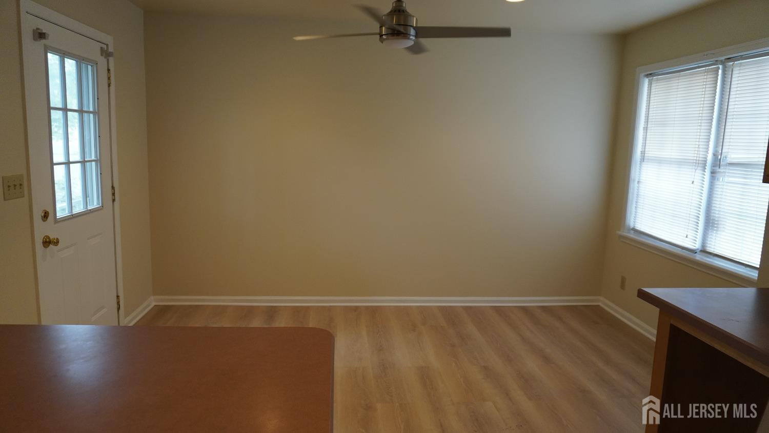 74 Warner Street Fords, NJ 08863 - Photo 5 of 15