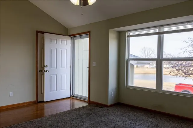 $280,000 | 115 Southeast 44th Terrace, Topeka, KS 66609