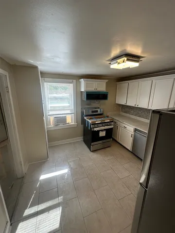 $1,695 | 554 West Station Street, Kankakee, IL 60901