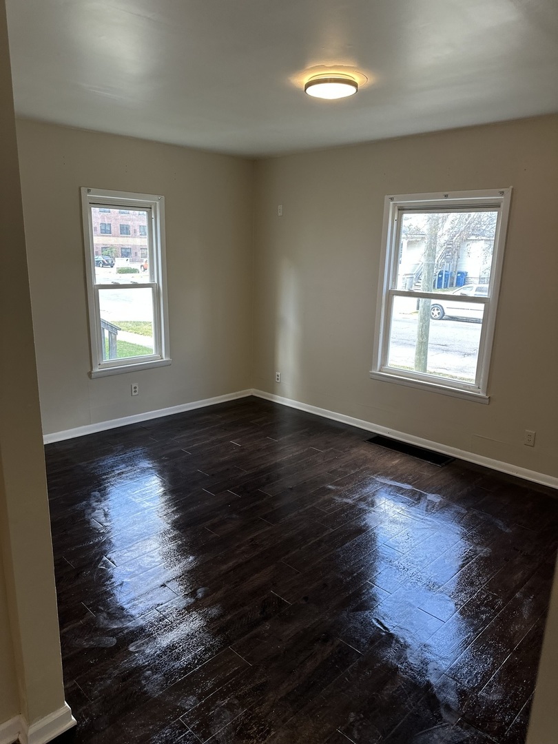 554 West Station Street Kankakee, IL 60901 - Photo 7 of 38