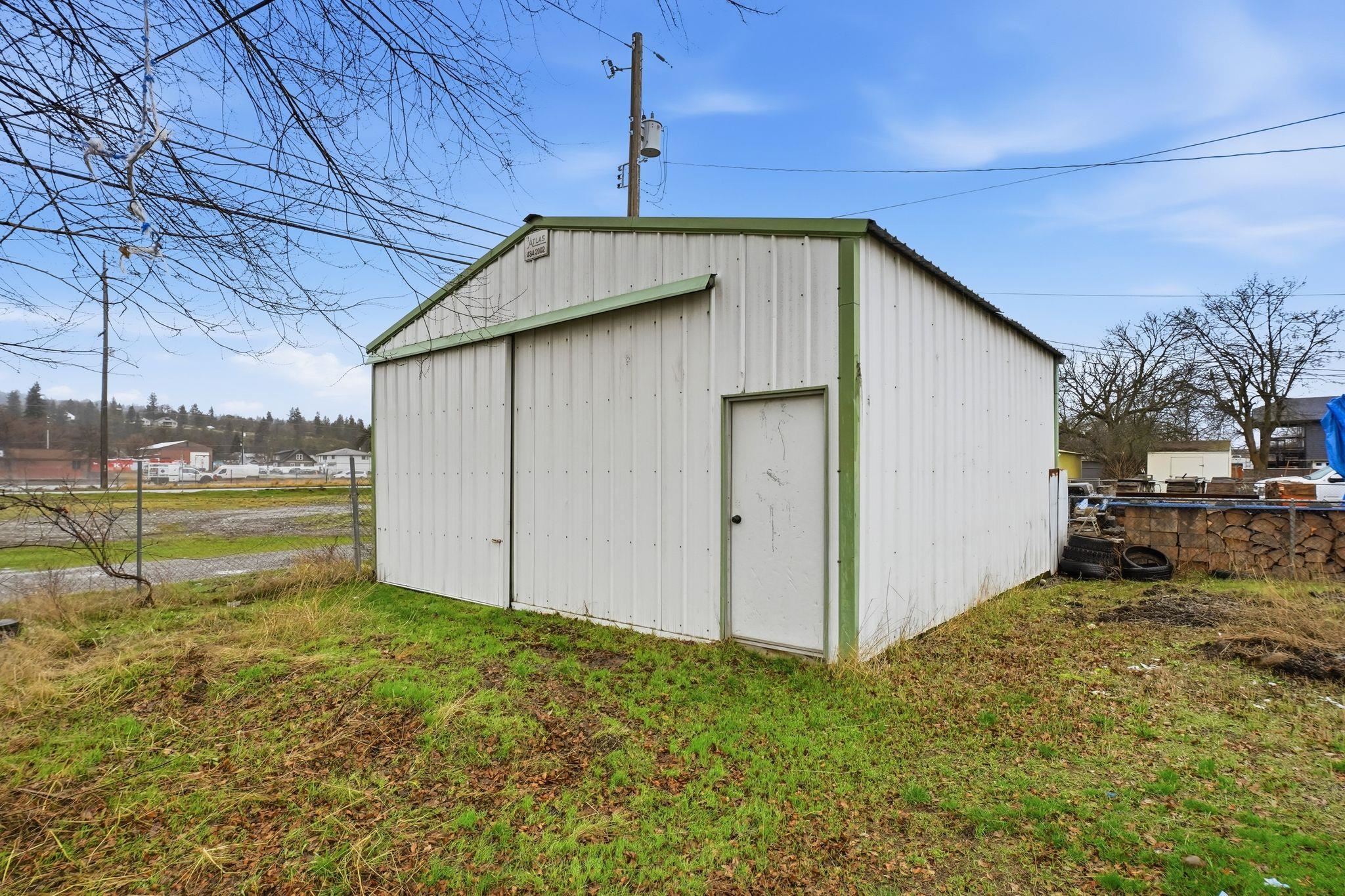 2018 East Pacific Avenue Spokane, WA 99202 - Photo 23 of 26