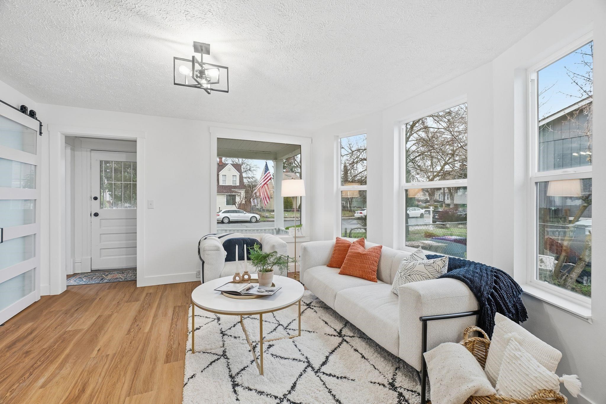 2018 East Pacific Avenue Spokane, WA 99202 - Photo 5 of 26