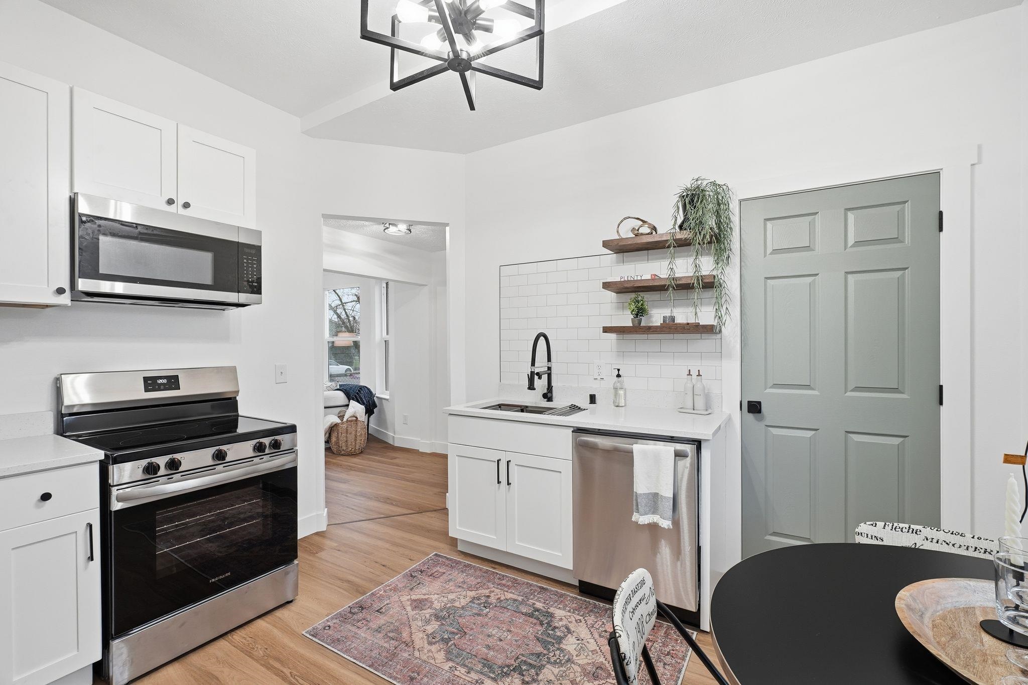 2018 East Pacific Avenue Spokane, WA 99202 - Photo 8 of 26