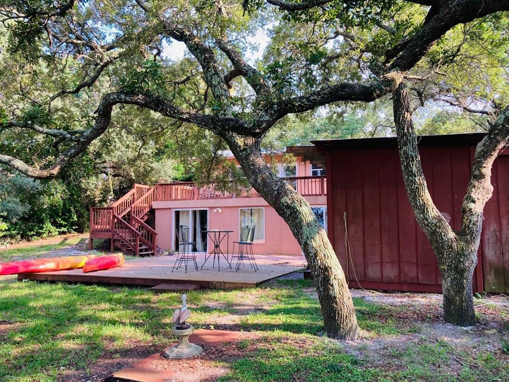 139 Harbor Circle Alligator Point, FL 32346 - Photo 3 of 29