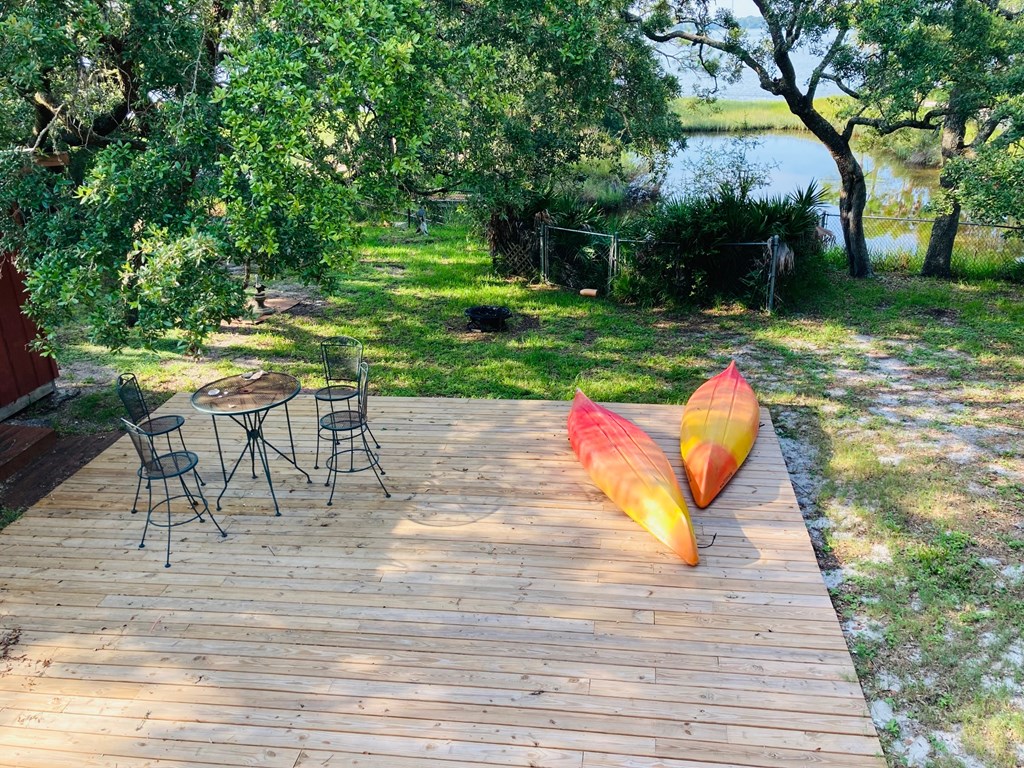 139 Harbor Circle Alligator Point, FL 32346 - Photo 8 of 29