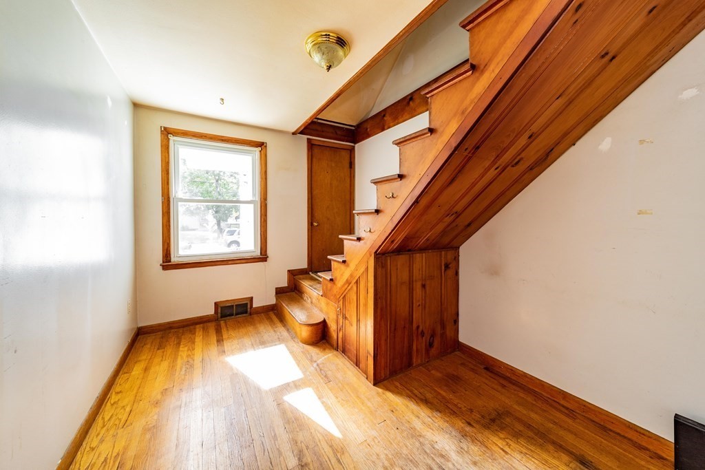 32 Overlea Drive Springfield, MA 01119 - Photo 16 of 39 Gallery Image 16