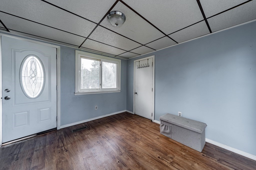 32 Overlea Drive Springfield, MA 01119 - Photo 3 of 39 Gallery Image 3
