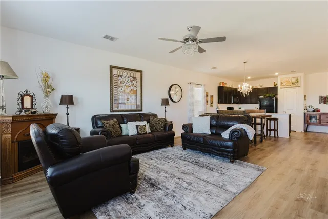 $220,000 | 517 Halfmoon Drive, Lockhart, TX 78644