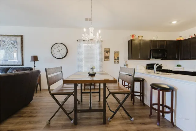 $220,000 | 517 Halfmoon Drive, Lockhart, TX 78644