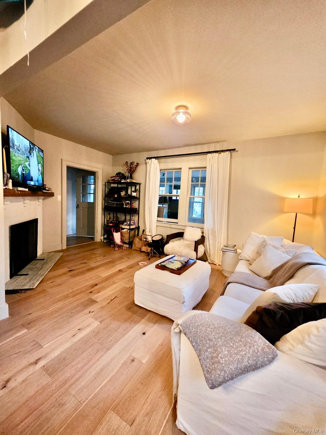 18 Webster Avenue Harrison, NY 10528 - Photo 6 of 7