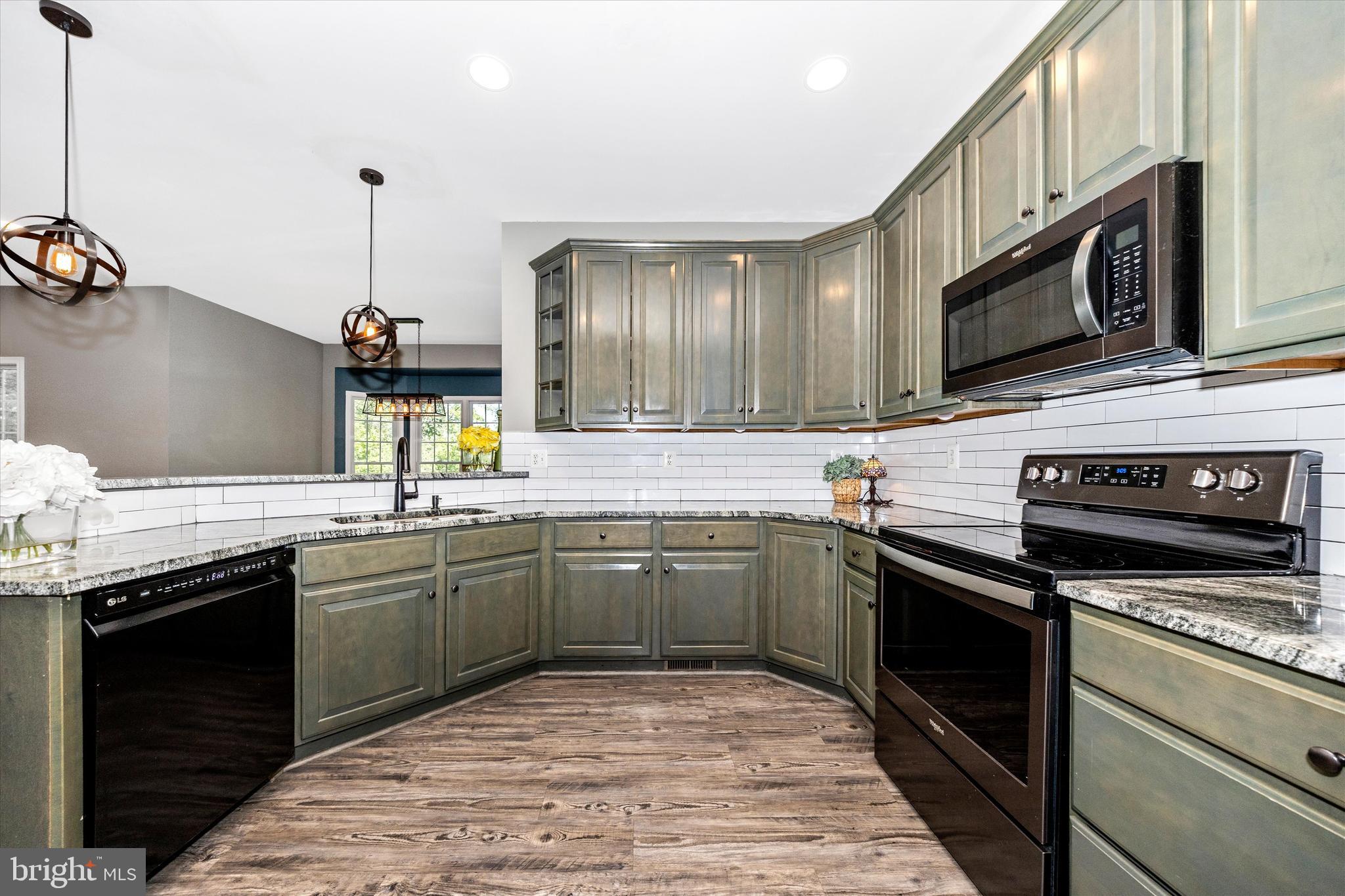 12551 New Windsor Road Union Bridge, MD 21791 - Photo 12 of 60 Expansive Counter Tops