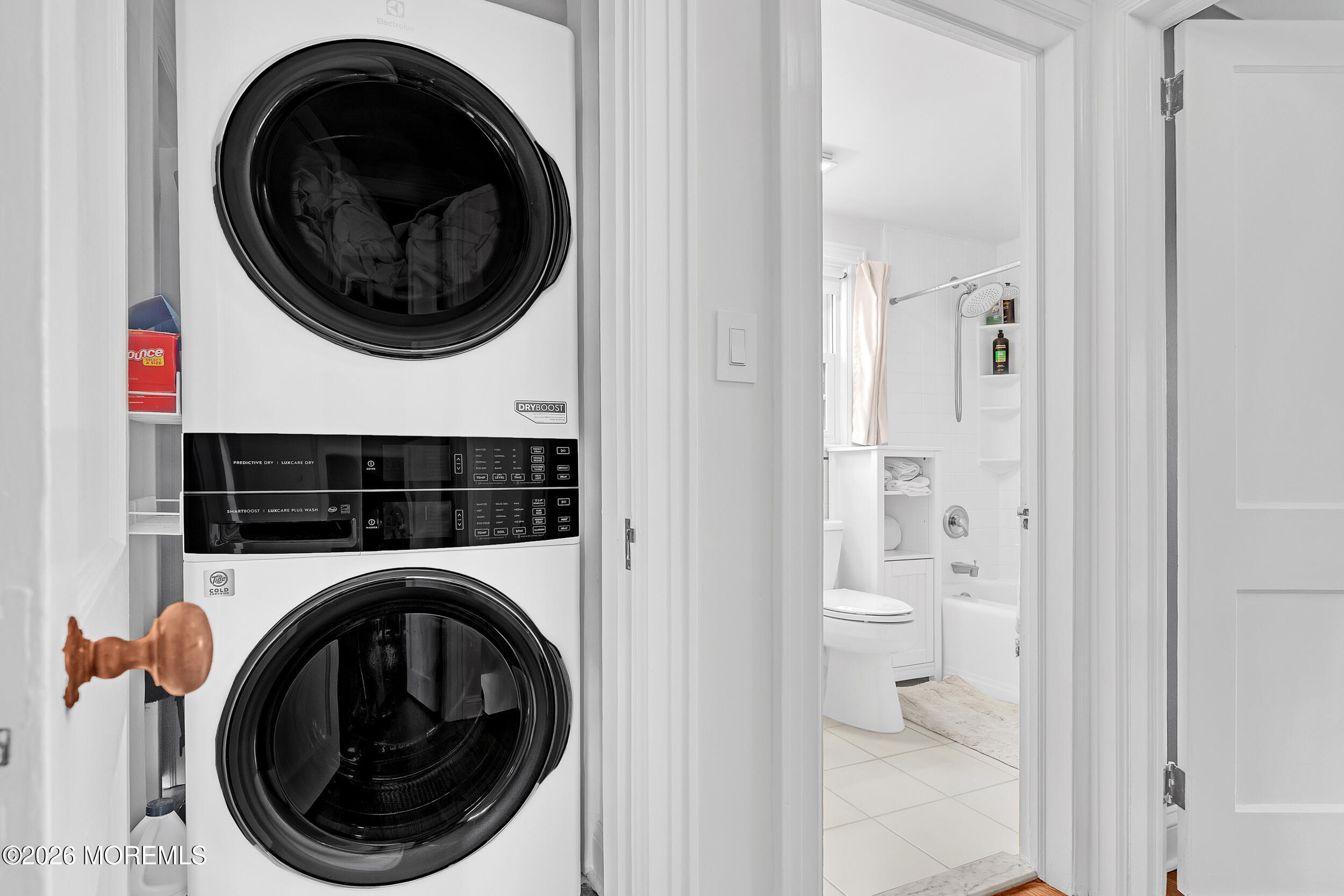 235 Cliftwood Road Oakhurst, NJ 07755 - Photo 33 of 50 33 Washer - dryer