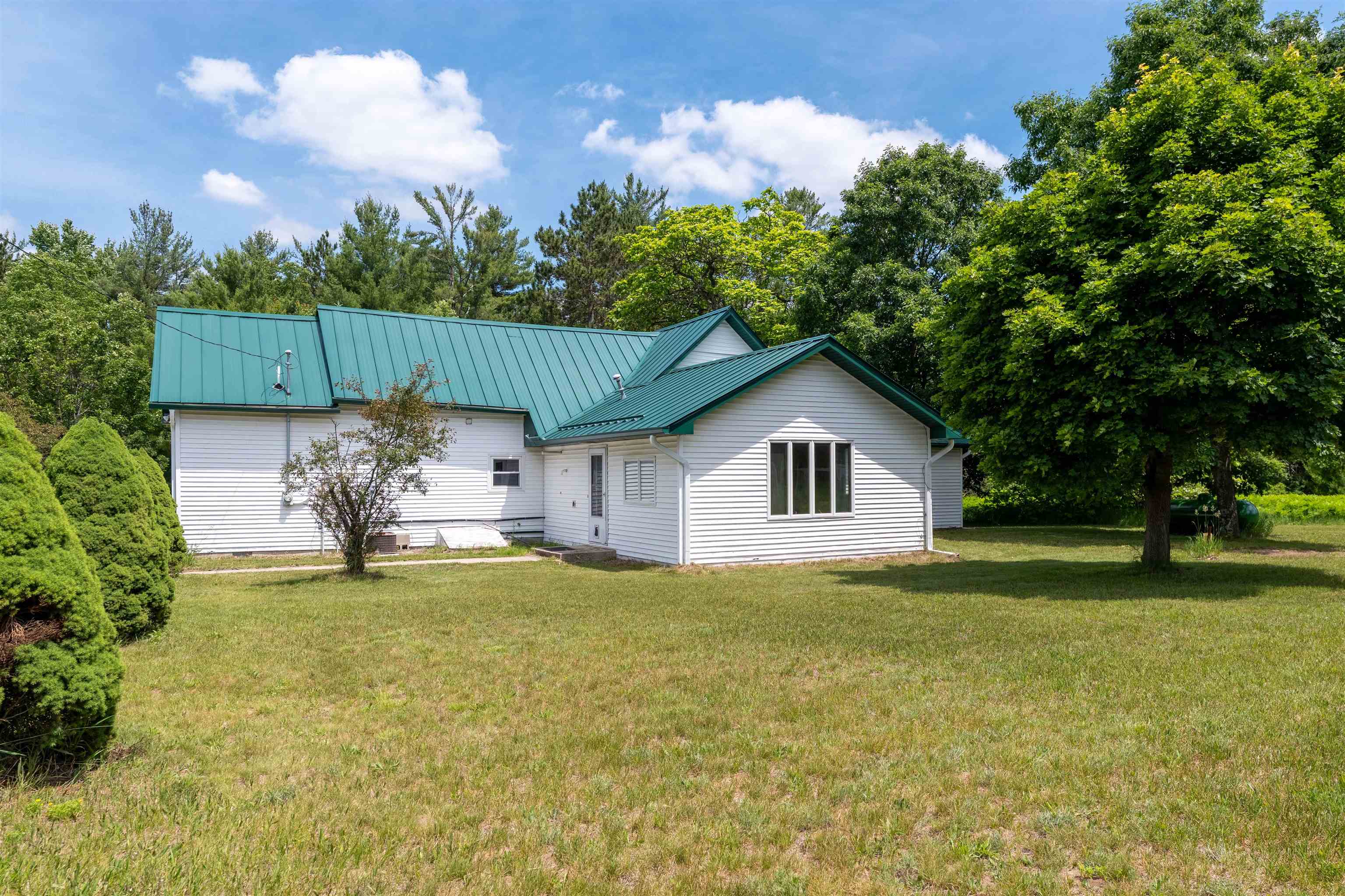 5201 West 14 Road Mesick, MI 49668 - Photo 22 of 35