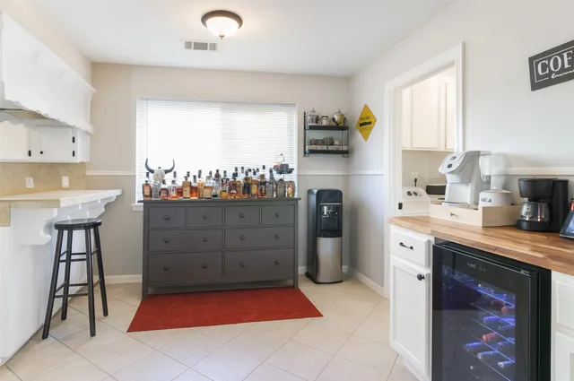 $2,850 | 13418 Paradise Valley Drive, Houston, TX 77069