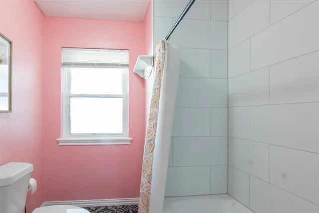 $2,850 | 13418 Paradise Valley Drive, Houston, TX 77069