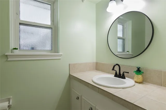 $2,850 | 13418 Paradise Valley Drive, Houston, TX 77069