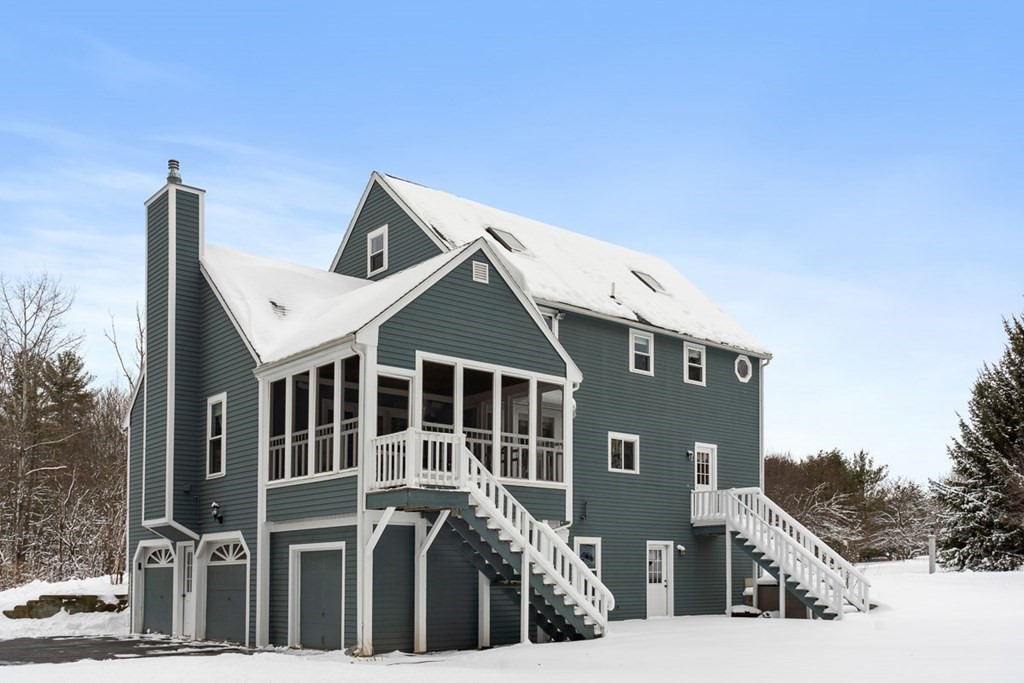 8 Ridge Road Pepperell, MA 01463 - Photo 33 of 36