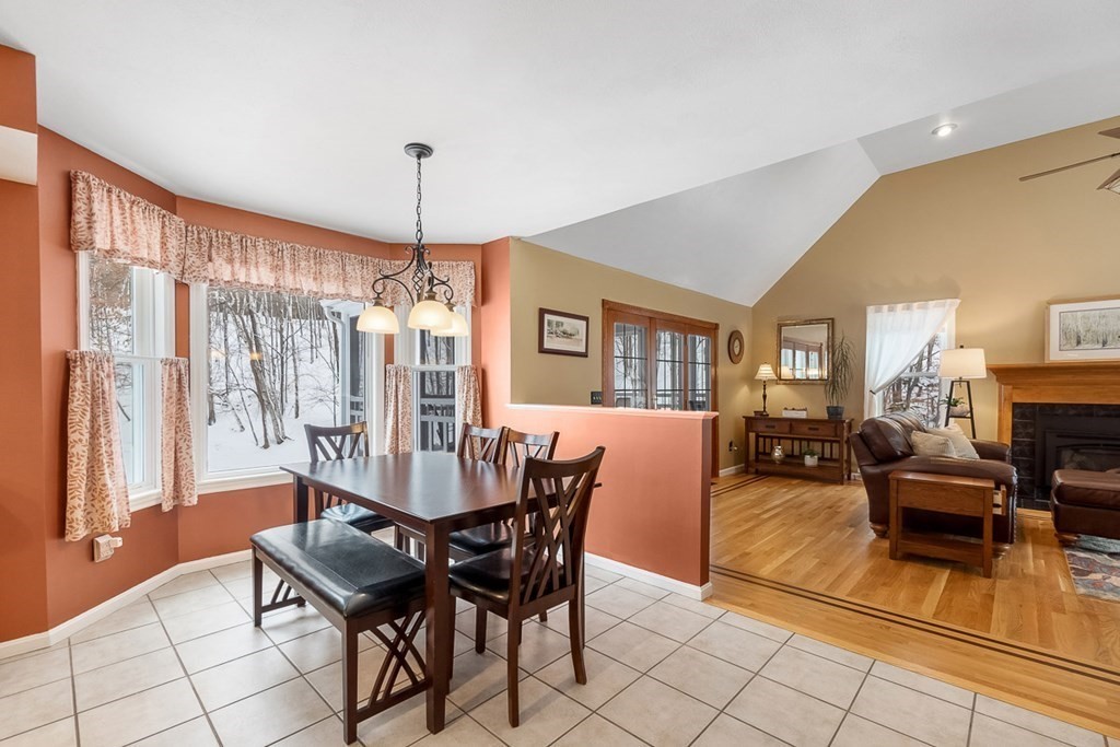 8 Ridge Road Pepperell, MA 01463 - Photo 8 of 36
