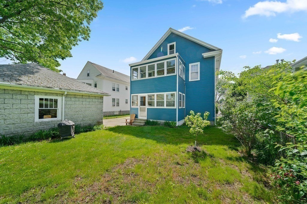 15 Pondview Road, Unit 2 Arlington, MA 02474 - Photo 15 of 17