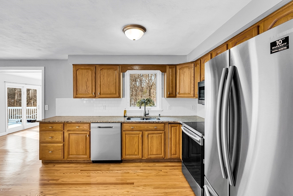 151 Martin Road Douglas, MA 01516 - Photo 8 of 30 Gallery Image 8