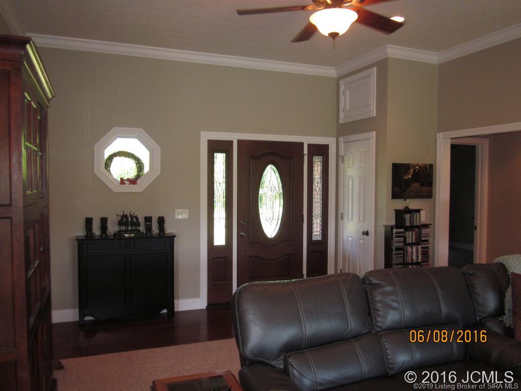1613 North Thompson Road Madison, IN 47250 - Photo 3 of 23