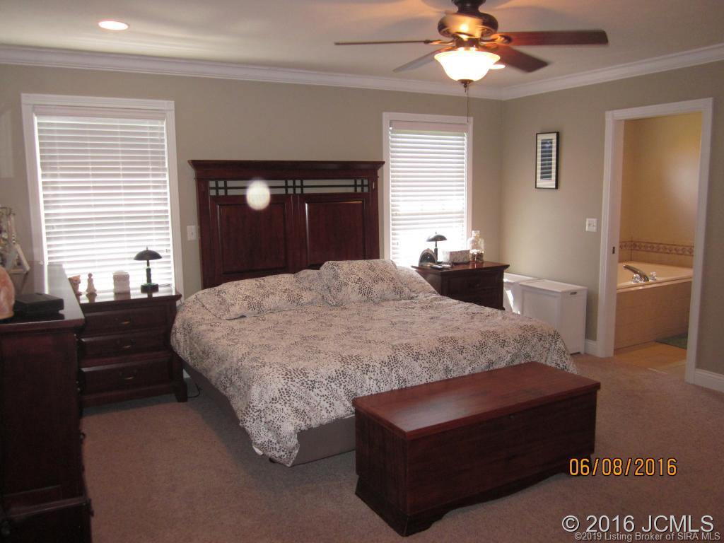 1613 North Thompson Road Madison, IN 47250 - Photo 9 of 23