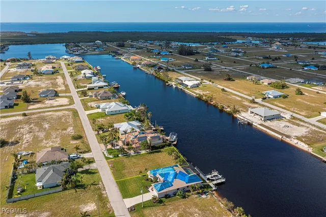 $242,500 | 4229 Northwest 33rd Street, Cape Coral, FL 33993