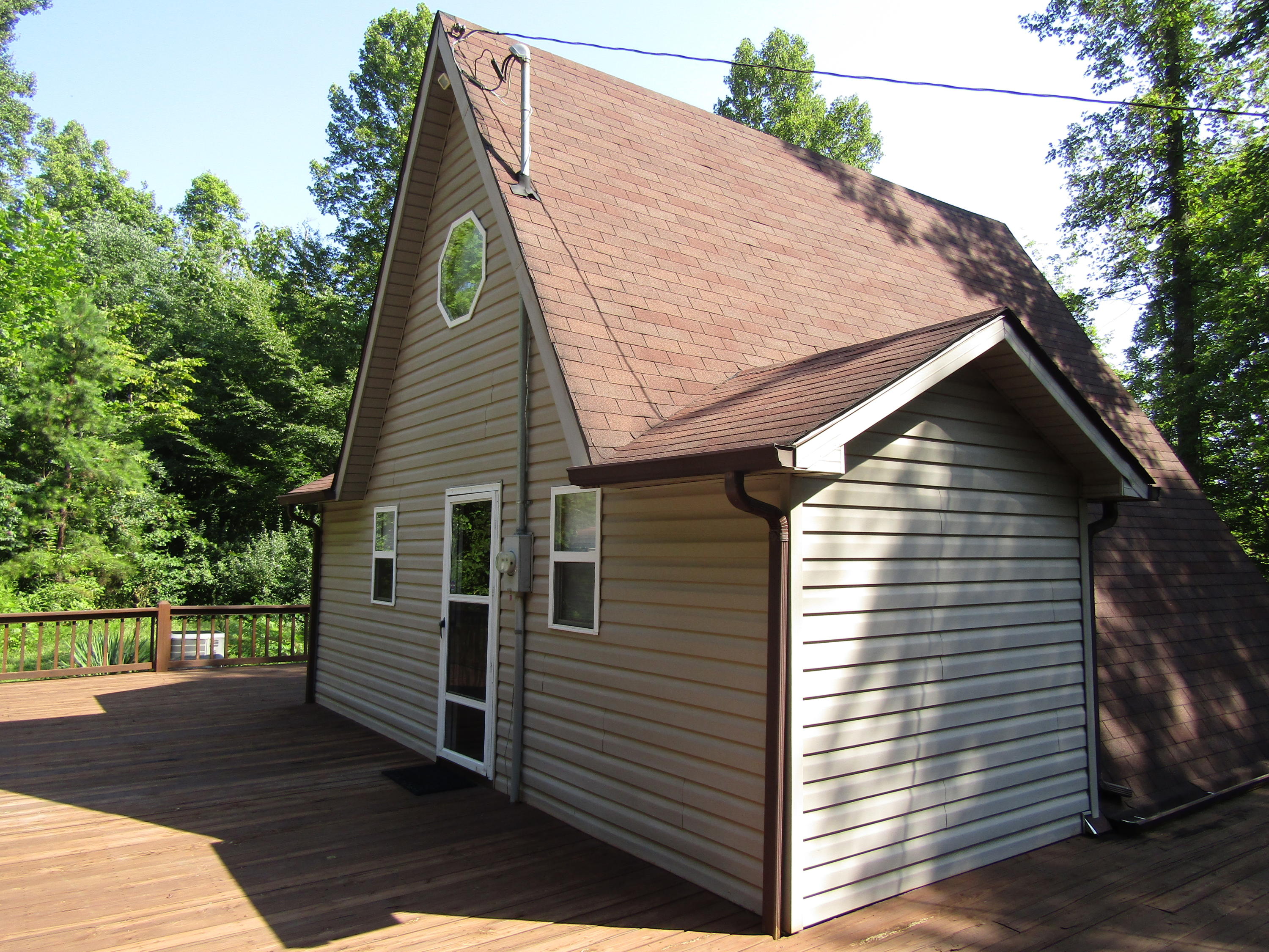 169 Wren Road Speedwell, TN 37870 - Photo 2 of 19 IMG_0239