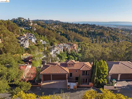 $2,475,000 | 6611 Elverton Drive, Oakland, CA 94611