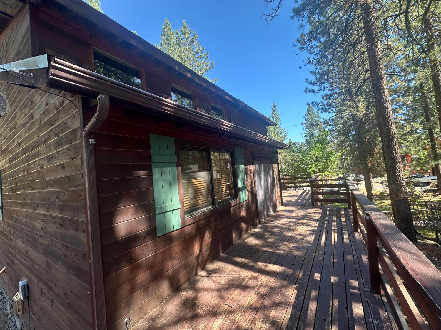 878 Rheinfelder Street Portola, CA 96122 - Photo 3 of 36 a view of outdoor seating space