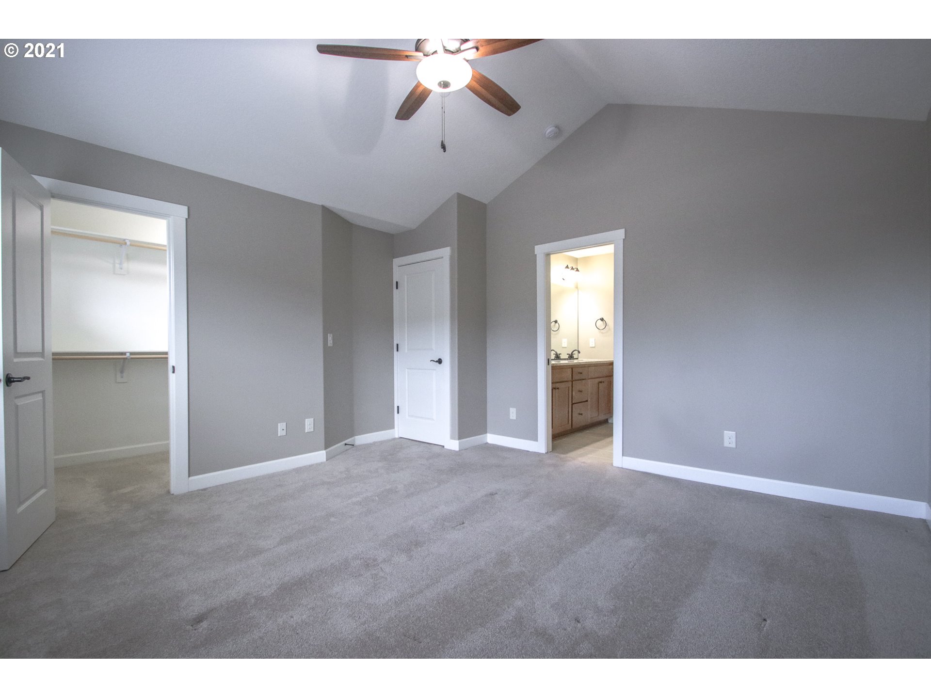 4303 Northwest Sage Loop Camas, WA 98607 - Photo 12 of 23 Gallery Image 12