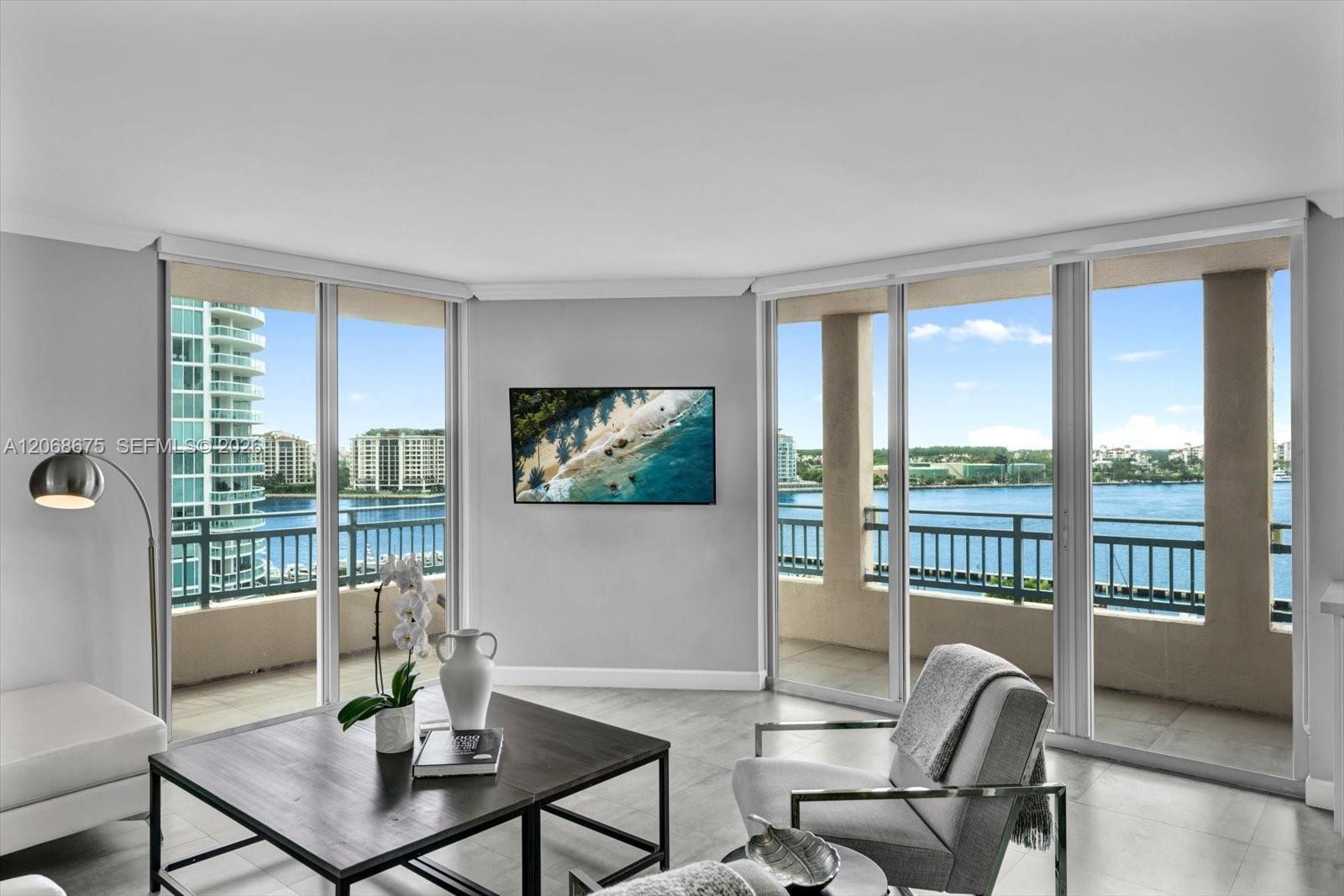 90 Alton Road, Unit 1102 Miami Beach, FL 33139 - Photo 5 of 40 Gallery Image 5