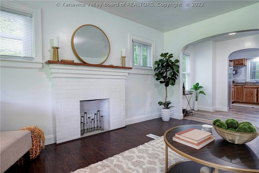 4532 Big Tyler Road Charleston, WV 25313 - Photo 6 of 32 Gallery Image 6