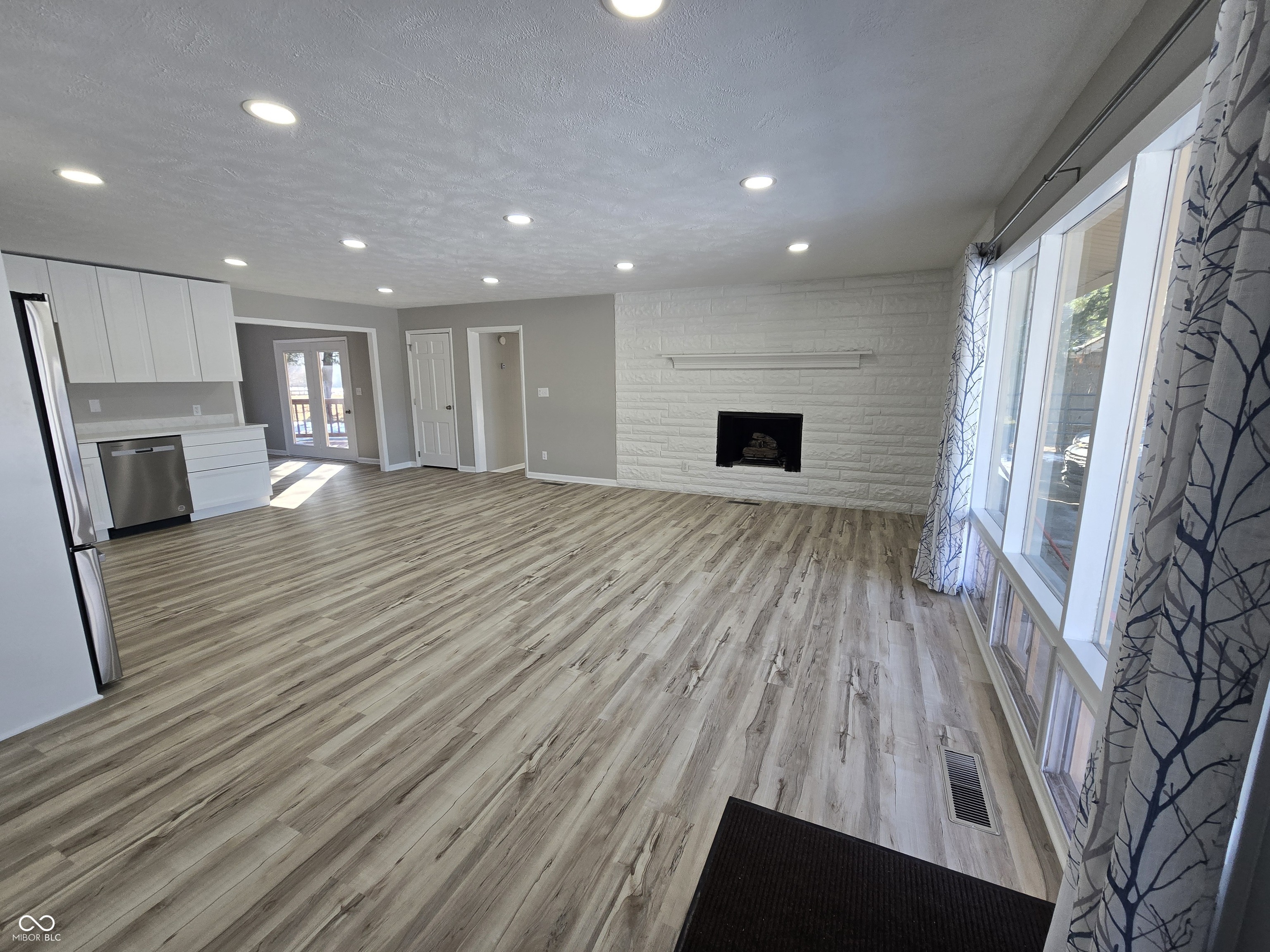 7741 Indian Lake Road Indianapolis, IN 46236 - Photo 5 of 44