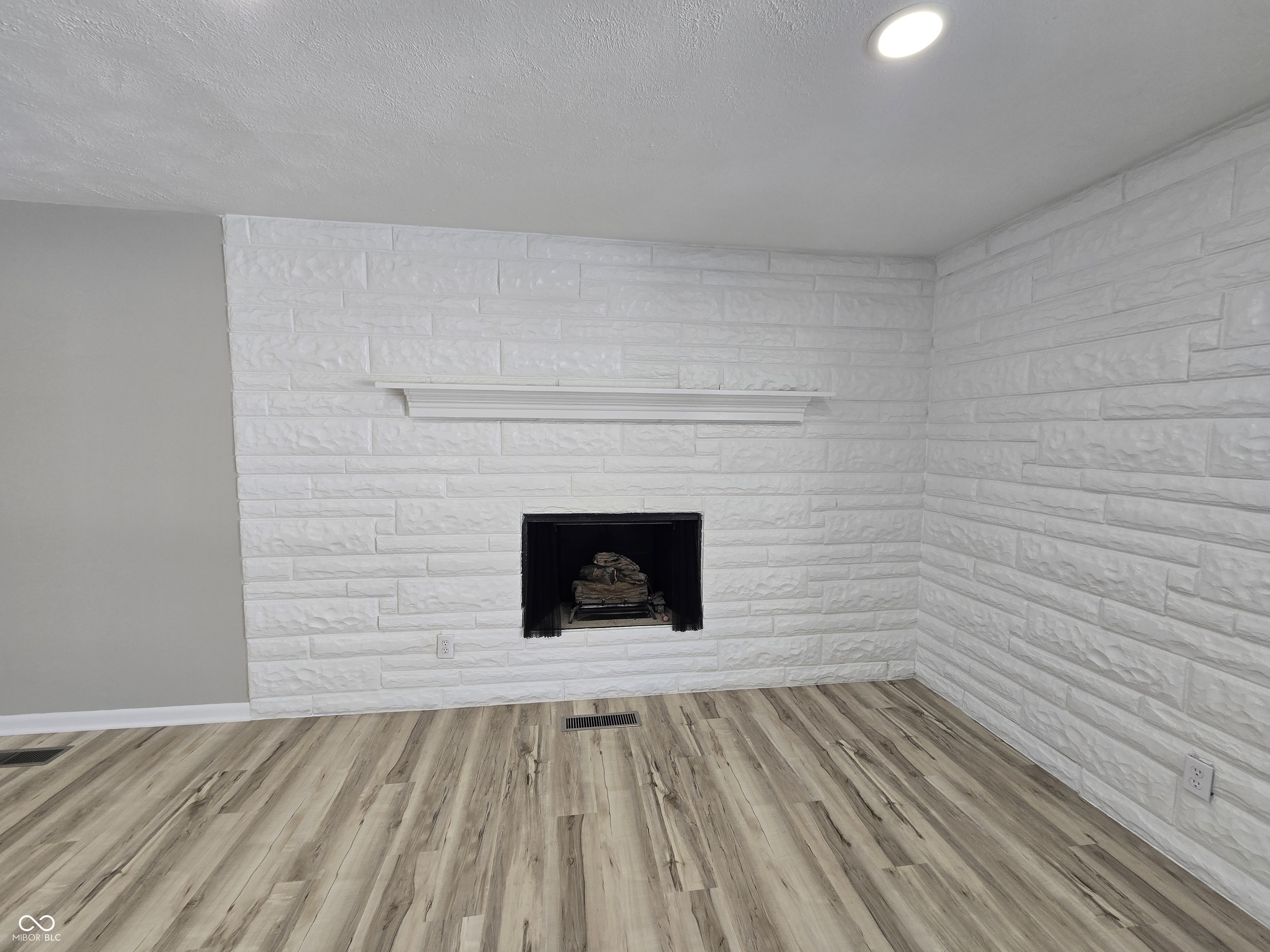 7741 Indian Lake Road Indianapolis, IN 46236 - Photo 6 of 44