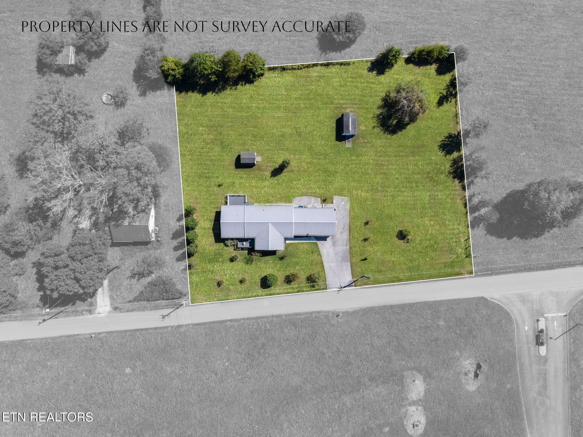 8318 Clapps Chapel Road Corryton, TN 37721 - Photo 3 of 47 Ariel View - Lot Lines