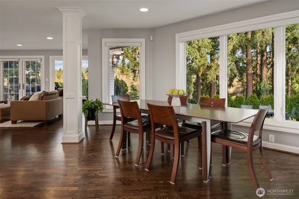 $7,495,000 | 2242 79th Avenue Northeast, Medina, WA 98039