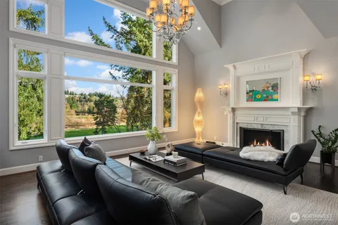 $7,495,000 | 2242 79th Avenue Northeast, Medina, WA 98039