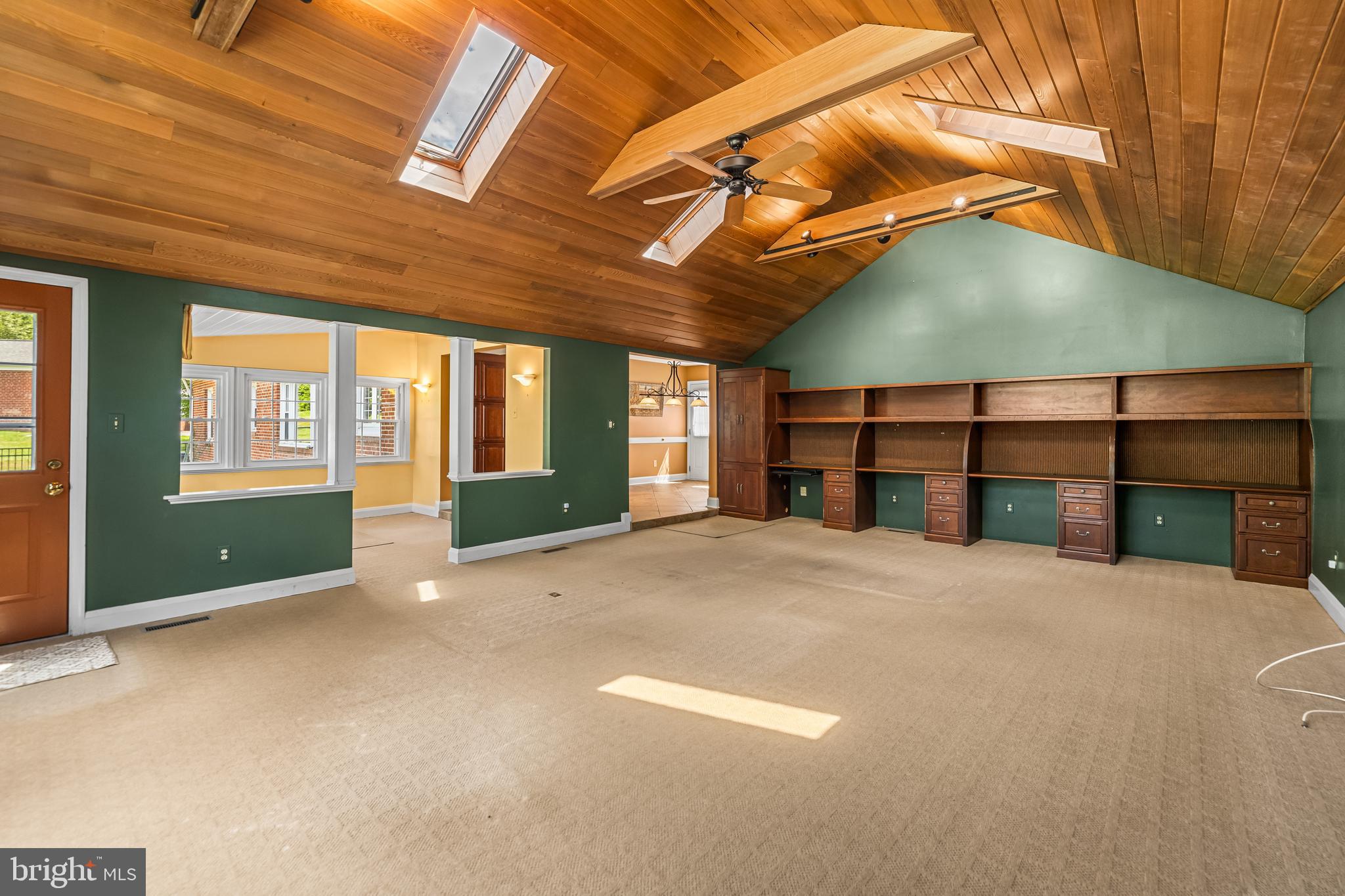 1103 Hampton Garth Baltimore, MD 21286 - Photo 15 of 38