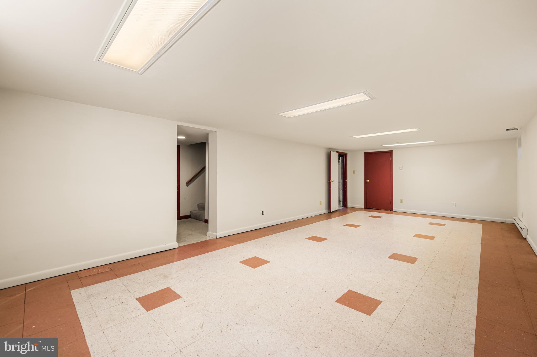 1103 Hampton Garth Baltimore, MD 21286 - Photo 28 of 38