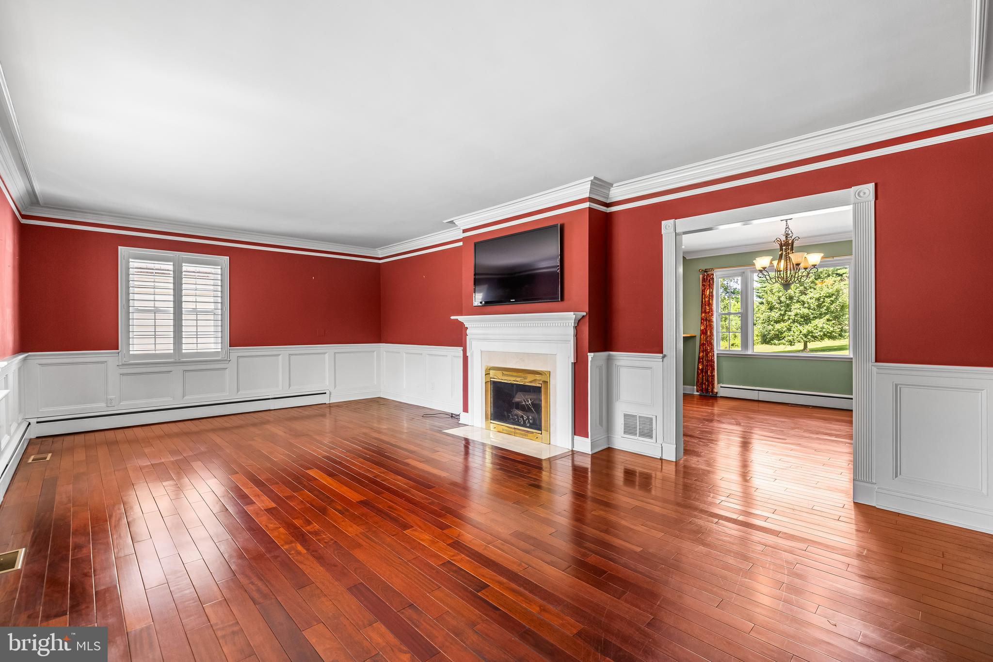 1103 Hampton Garth Baltimore, MD 21286 - Photo 3 of 38