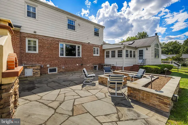 $797,500 | 1103 Hampton Garth, Baltimore, MD 21286