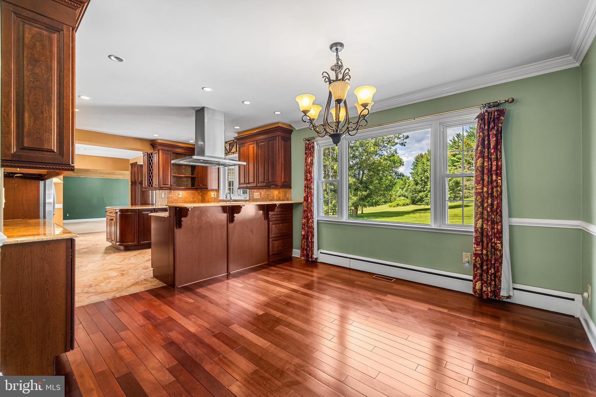 1103 Hampton Garth Baltimore, MD 21286 - Photo 5 of 38