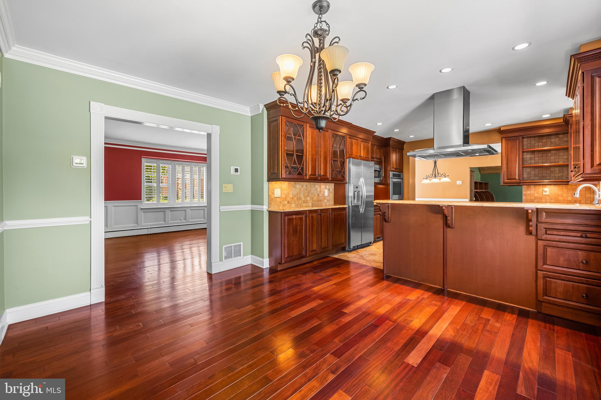 1103 Hampton Garth Baltimore, MD 21286 - Photo 6 of 38