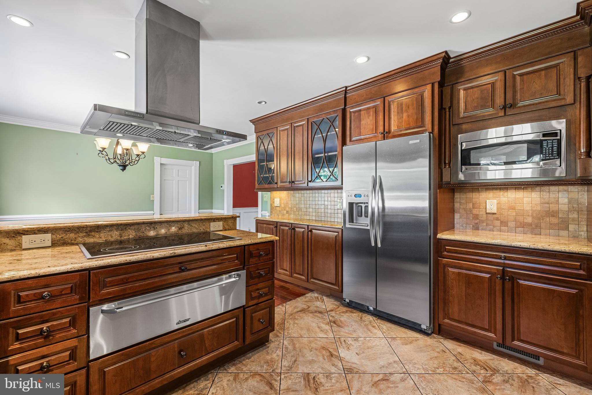 1103 Hampton Garth Baltimore, MD 21286 - Photo 10 of 38