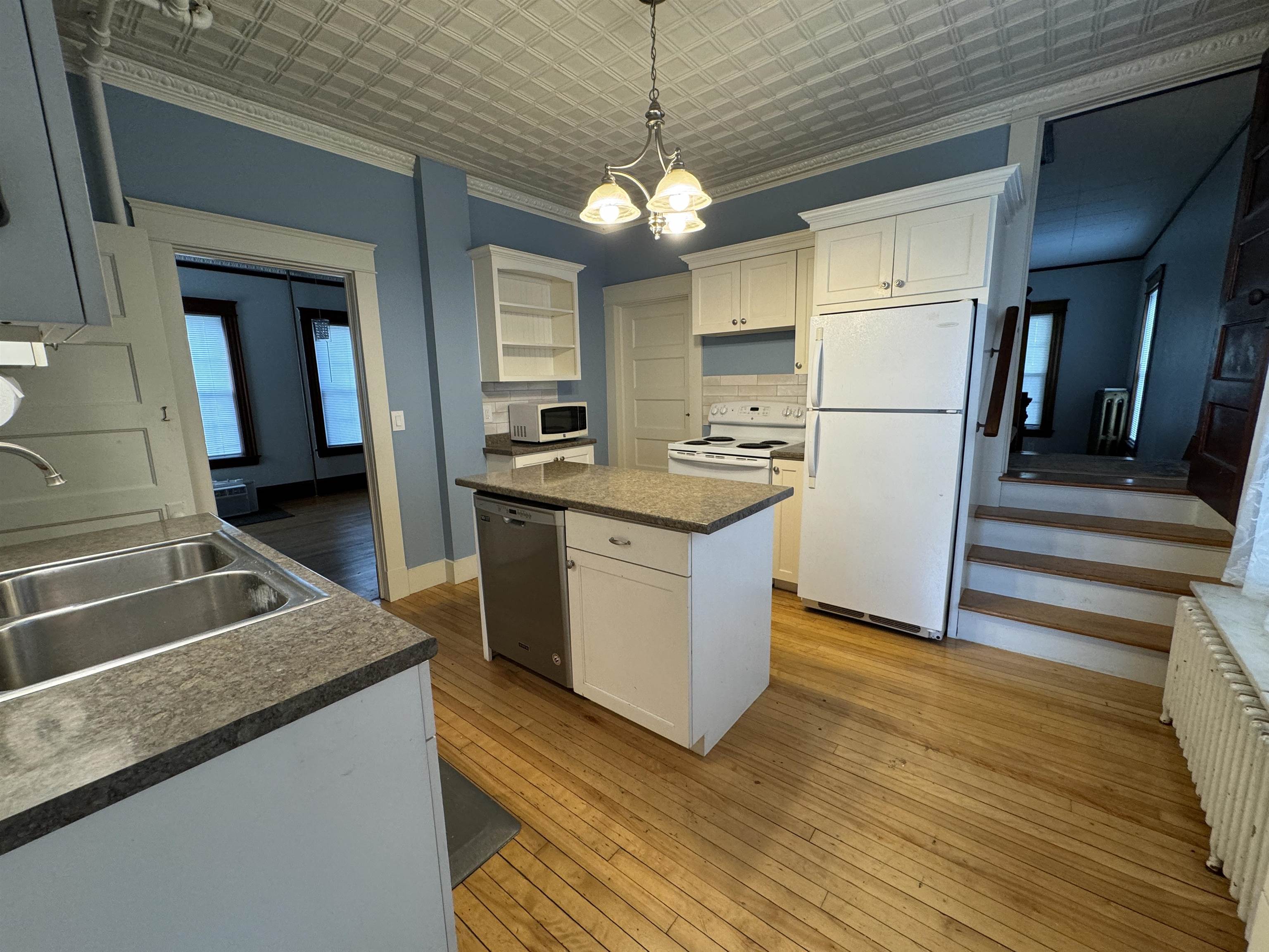 89 Brown Street Rutland, VT 05701 - Photo 23 of 39